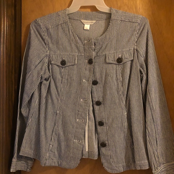 Jacket - Picture 2 of 4